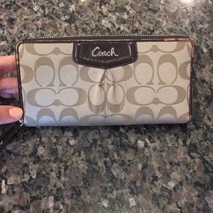 Authentic Coach Wallet (Coach Outlet)